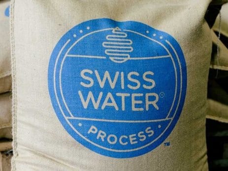 Chemisch-vrije decaf processen